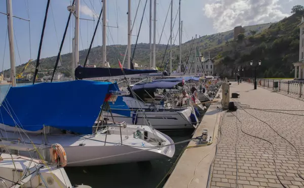 Регата в Севастополе "Помним!"