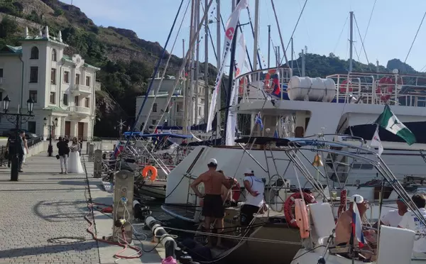 Регата в Севастополе "Помним!"