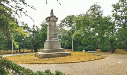 Памятник воинам 5-го бастиона