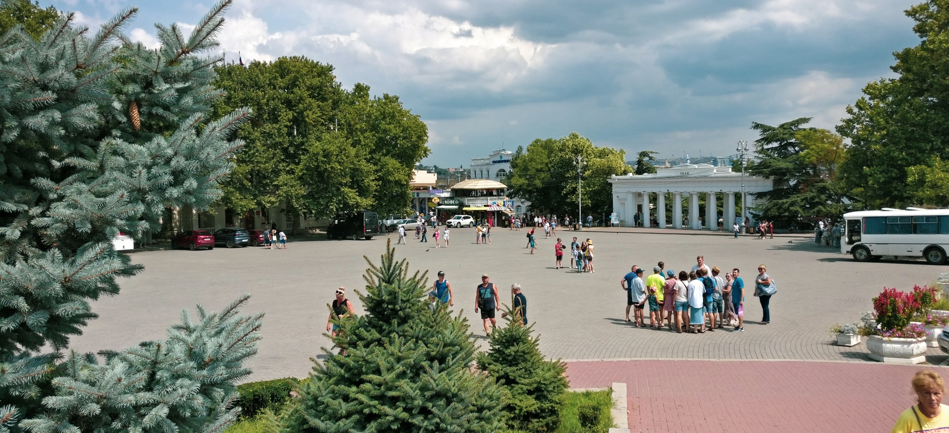Площадь им. П.С. Нахимова