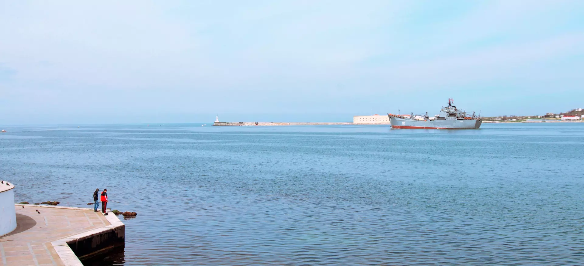 Город у моря