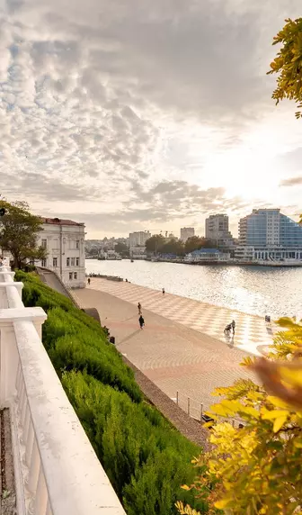 Николаевский мыс