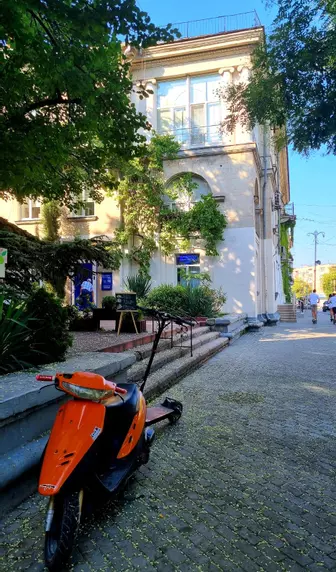 Архитектурная прогулка по улице Ленина